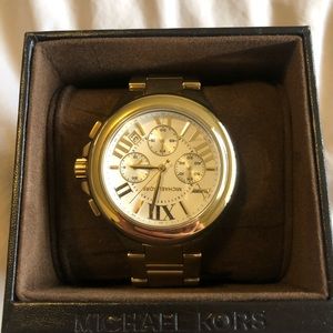 Michael Kors MK-5635 watch with box